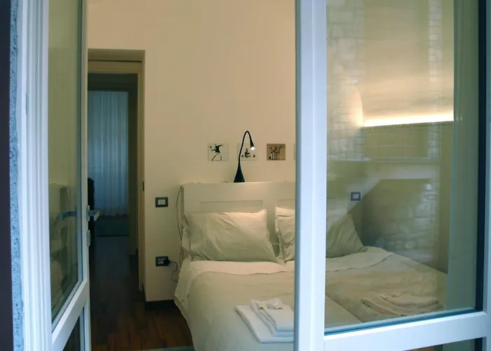 Il Pozzo Delle Camelie * Gubbio